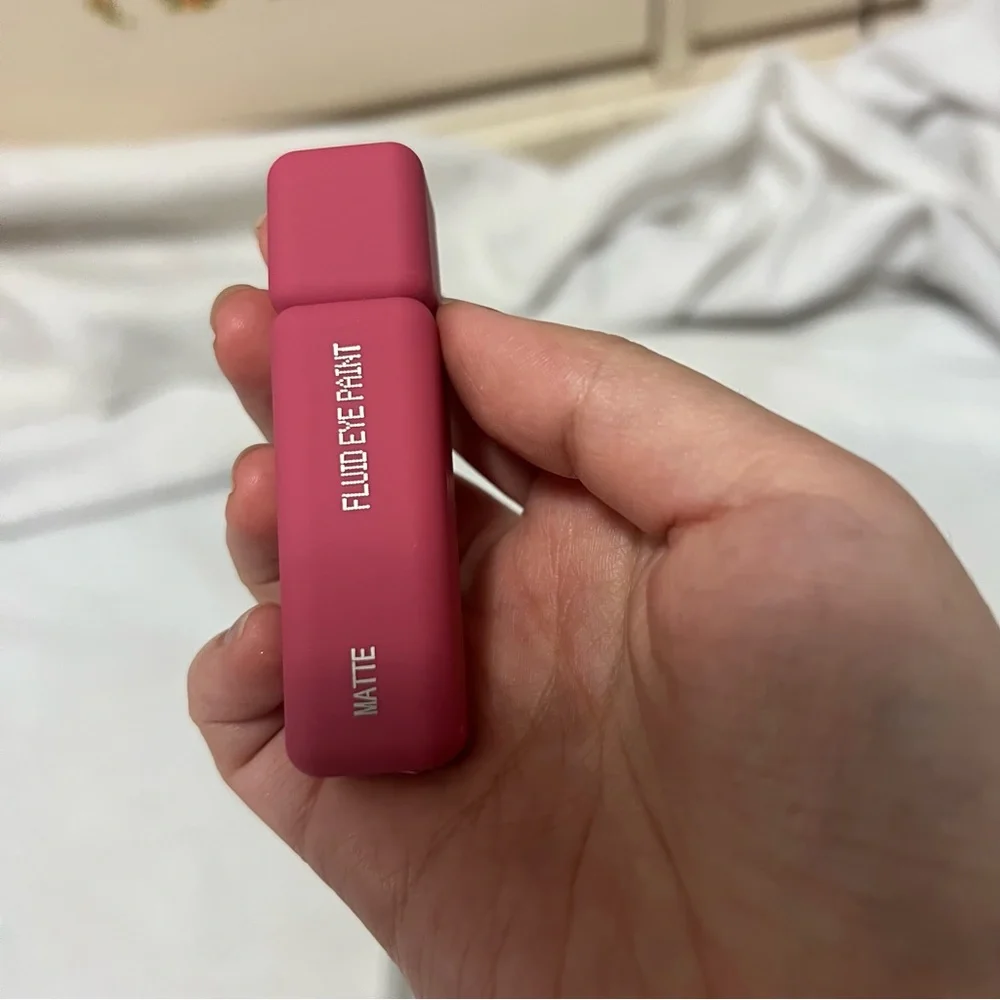 About Face by Halsey Matte Fluid Eye Paint Eyeshadow In La Zona Rosa June sale